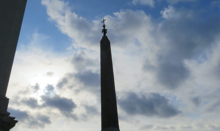 León Magno, Roma y Papado